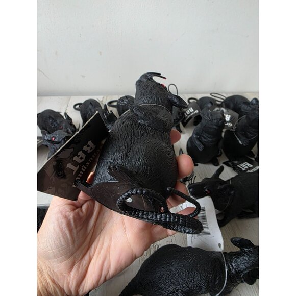 Greenbrier graveyard rat squeak Halloween mouse set lot huge prop decor lifelike - Picture 9 of 11